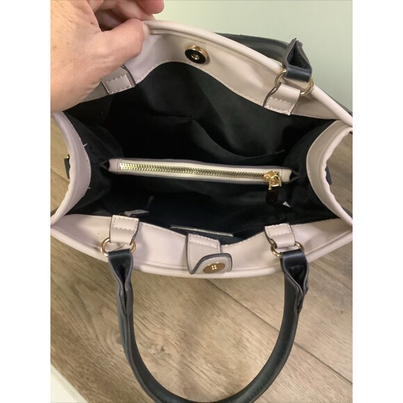 Adrienne Vittadini handbag black/rose classic business travel - Picture 6 of 9